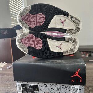 Nike Air Jordan 4 Running Shoes Not used